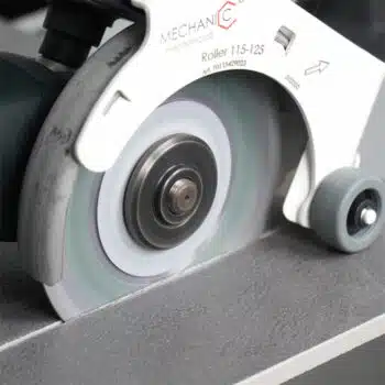 Mechanic roller