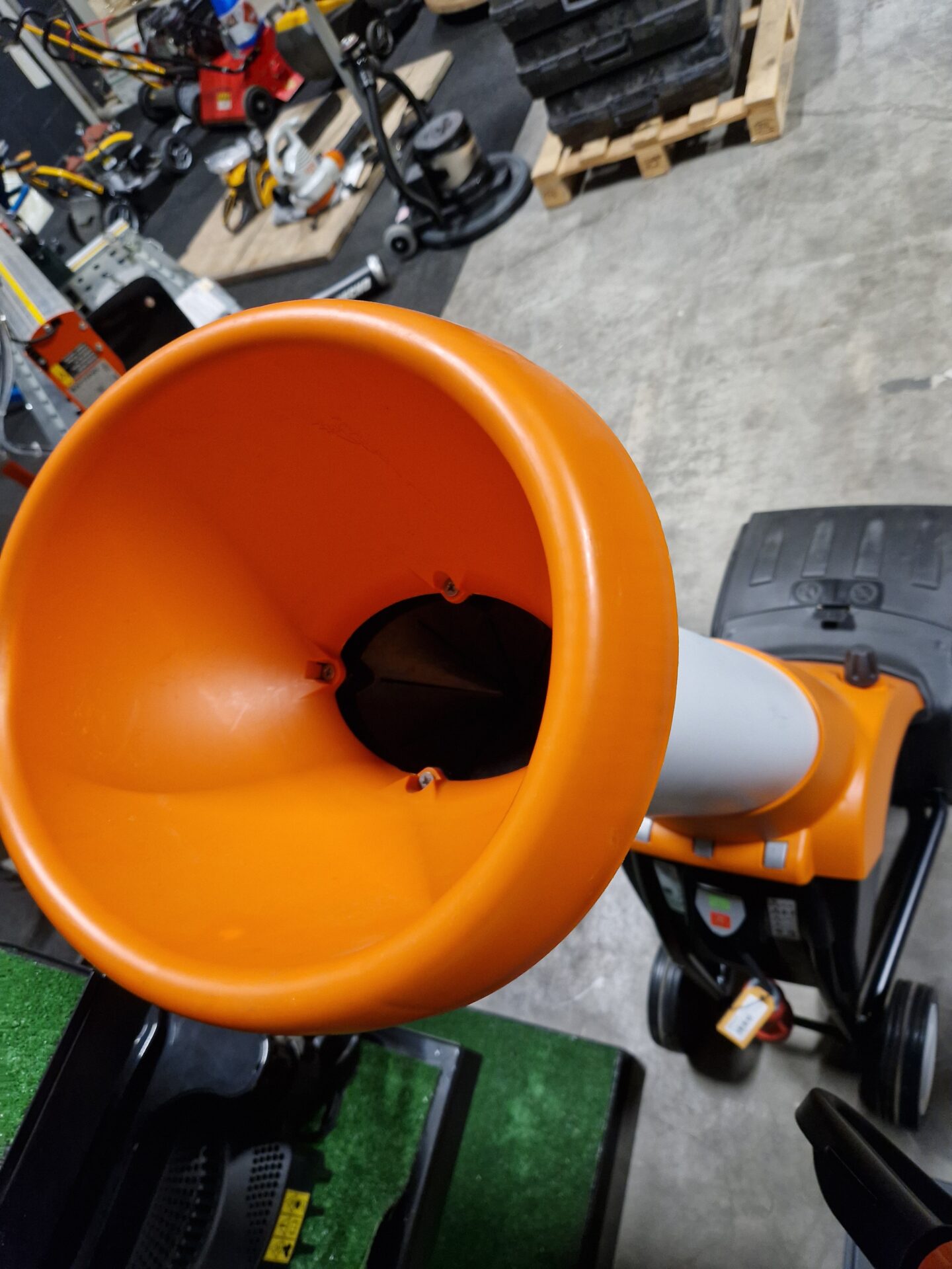 Stihl GHE 260 Elektrische tuinhakselaar 3