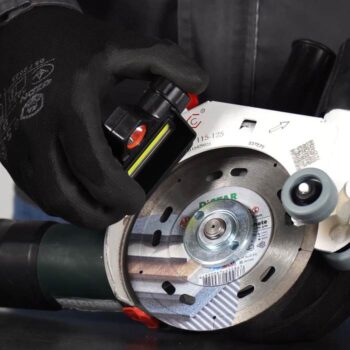 Mechanic FireFly Werklamp met Magnetische Bevestiging - Afbeelding 8